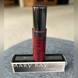 Mary Kay Nourshine Lip Gloss